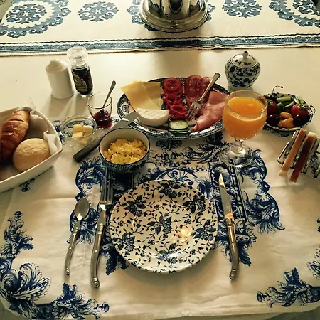 Bed & Breakfast Vondelpark House