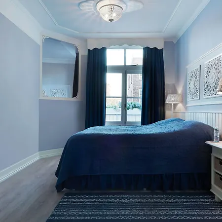Vondelpark House 4*